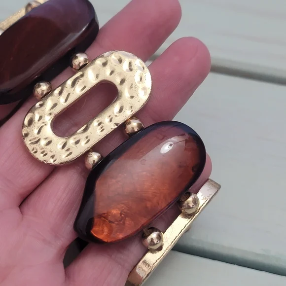 Vintage Brown Beaded with Hammered Gold-Tone Accent Beads Stretchy Bracelet - Picture 2 of 4
